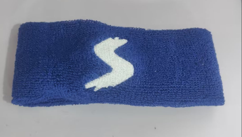 Fitness headband by My Store, designed for secure hair coverage during workouts
