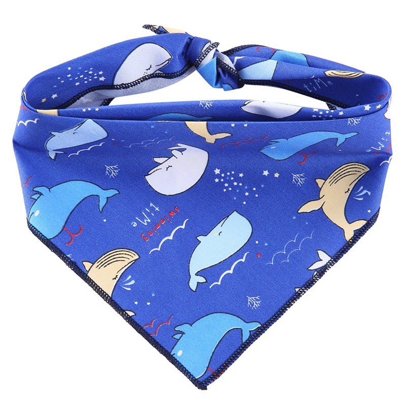 Dog triangle scarf in a patterned design for pets