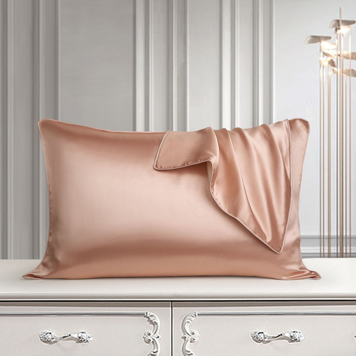 Pure silk pillowcase in a smooth natural silk fabric close-up