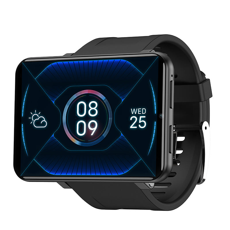 Positioning navigation camera watch with integrated camera and location tracking display
