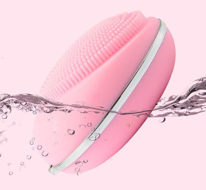 Blackhead suction liposuction device in black, electric pore vacuum remover
