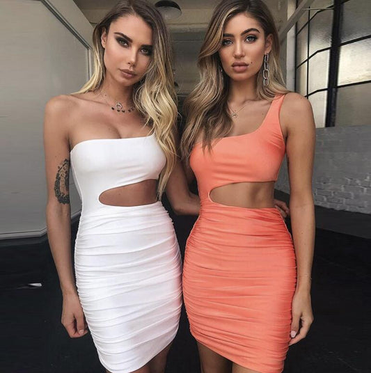 Slim one-shoulder hollow mini dress for women in a sexy short fashion style