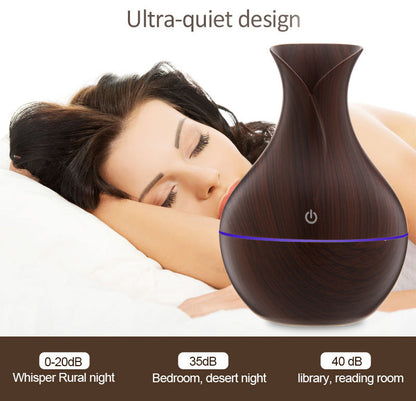 Vase humidifier with elegant decorative design, white finish