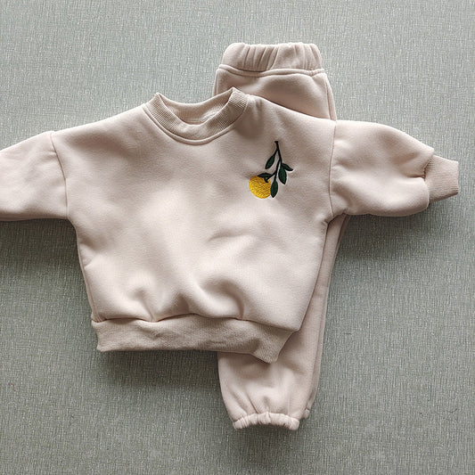 Children’s autumn winter fleece-lined suit with chrysanthemum embroidery for baby and toddler outdoor wear