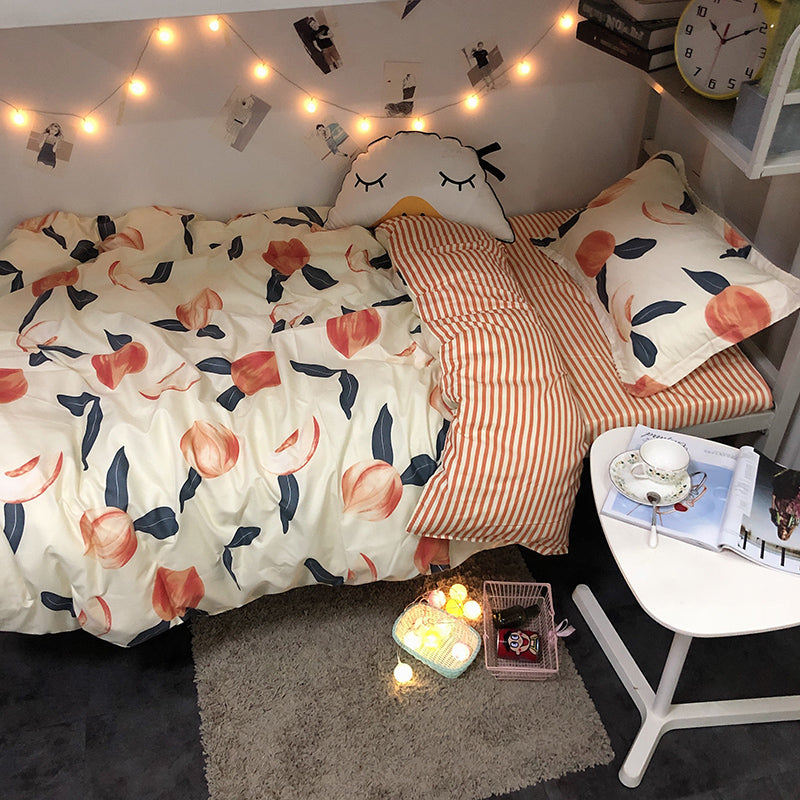 Four-piece Japanese bedding set by My Store, showing coordinated bedding pieces in a simple layout