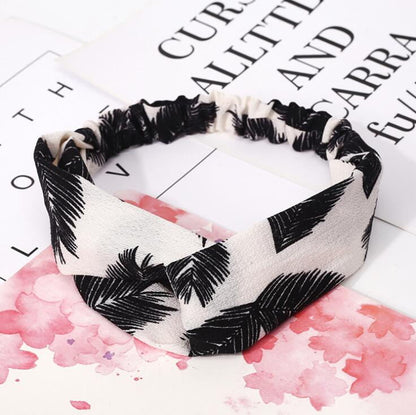 Women's retro style printed headband with colorful pattern and soft fabric design