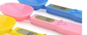 Digital measuring spoon scale with LCD display for kitchen weight measurement, mini electronic kitchen tool