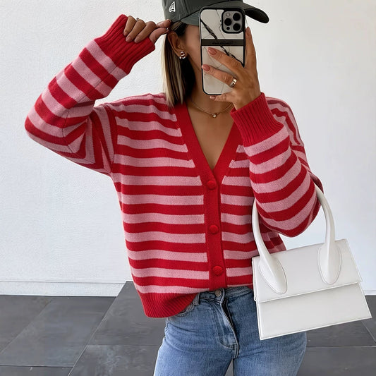 Women’s contrasting-color striped knitted V-neck coat with long sleeves and button front