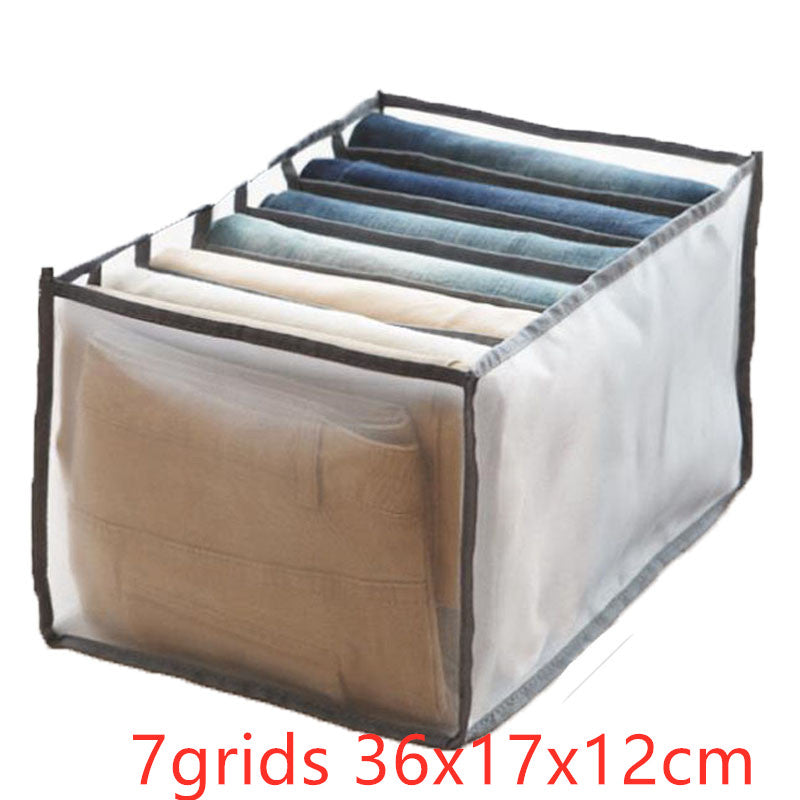 Underwear storage box made of non-woven fabric with divided compartments