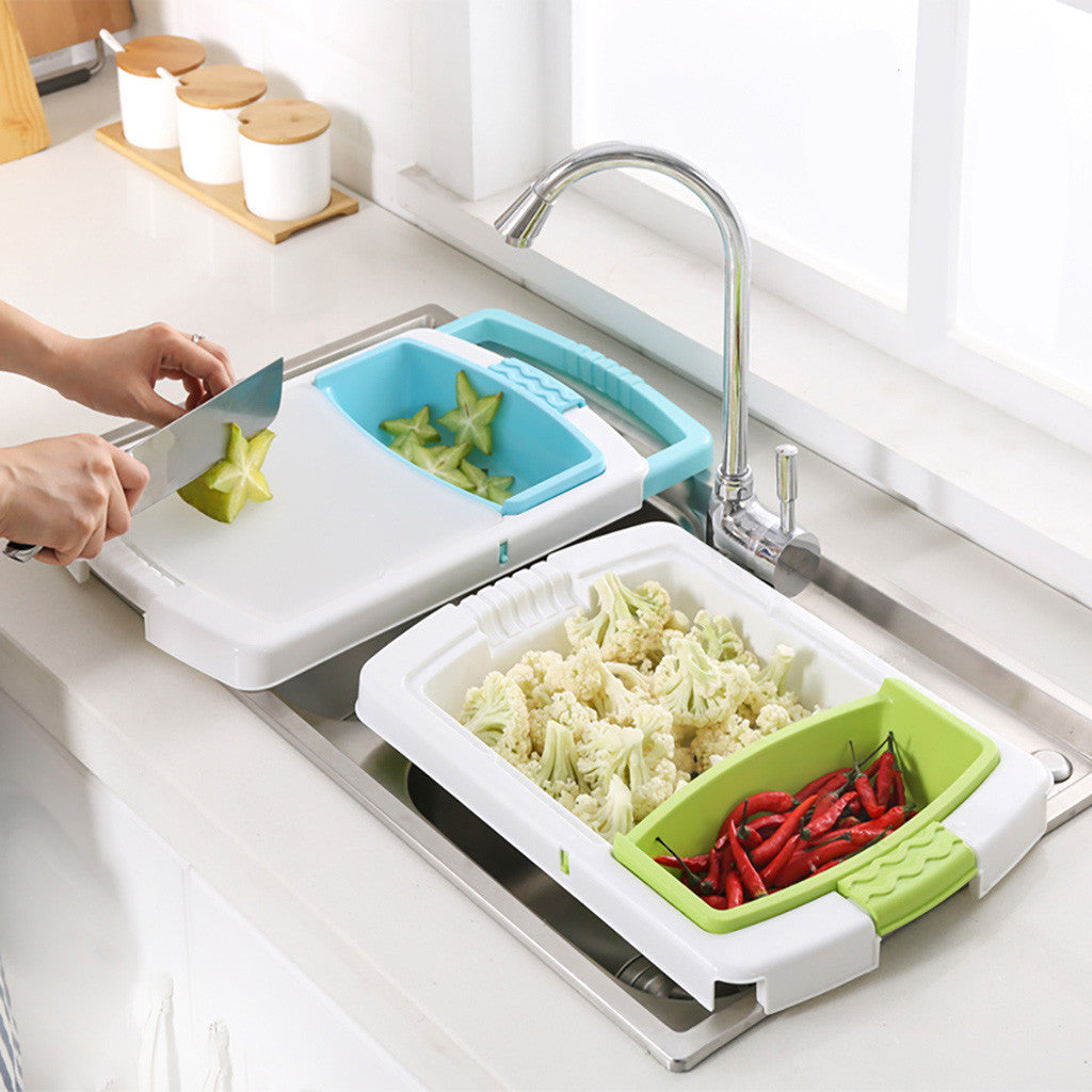 Kitchen drain cutting board with integrated drainage area for food preparation