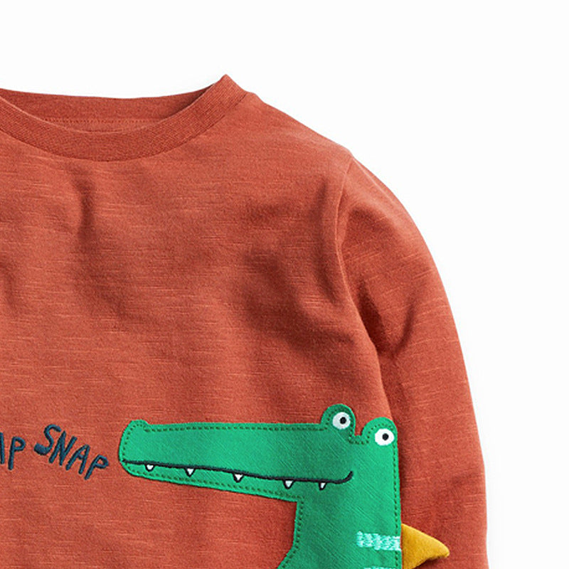 Knitted cotton boy t-shirt in soft fabric with a classic short-sleeve design