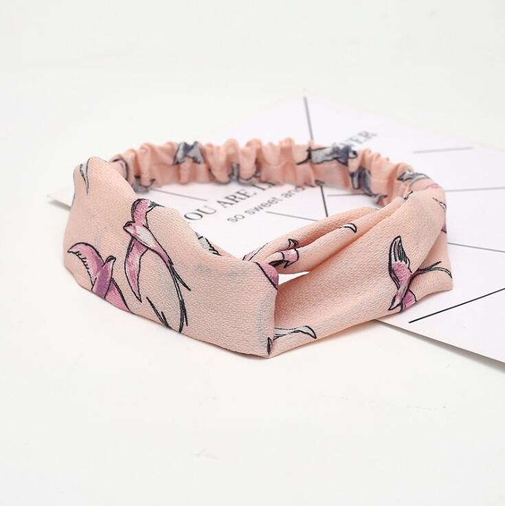 Women's retro style printed headband with colorful pattern and comfortable fabric design