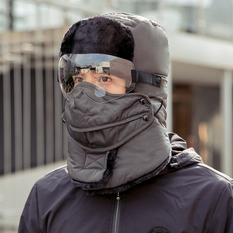 Black cycling warm hat for cold-weather rides