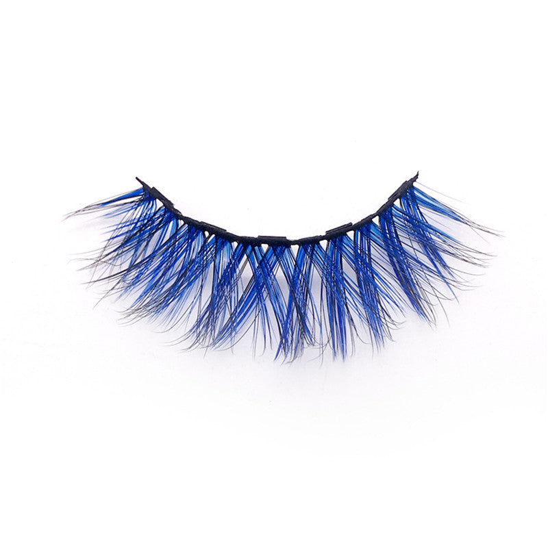 Glue-free magnetic eyelashes by My Store in a reusable strip lash design