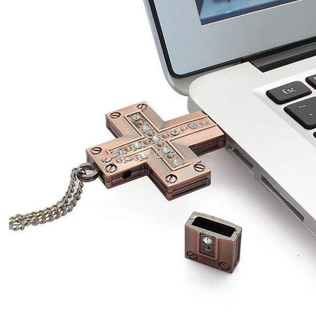 32GB metal cross USB flash drive, compact silver religious cross design, keychain-style storage device