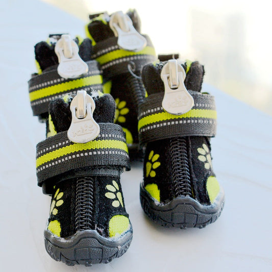 Medium and large dogs printed suede cotton shoes in assorted patterns