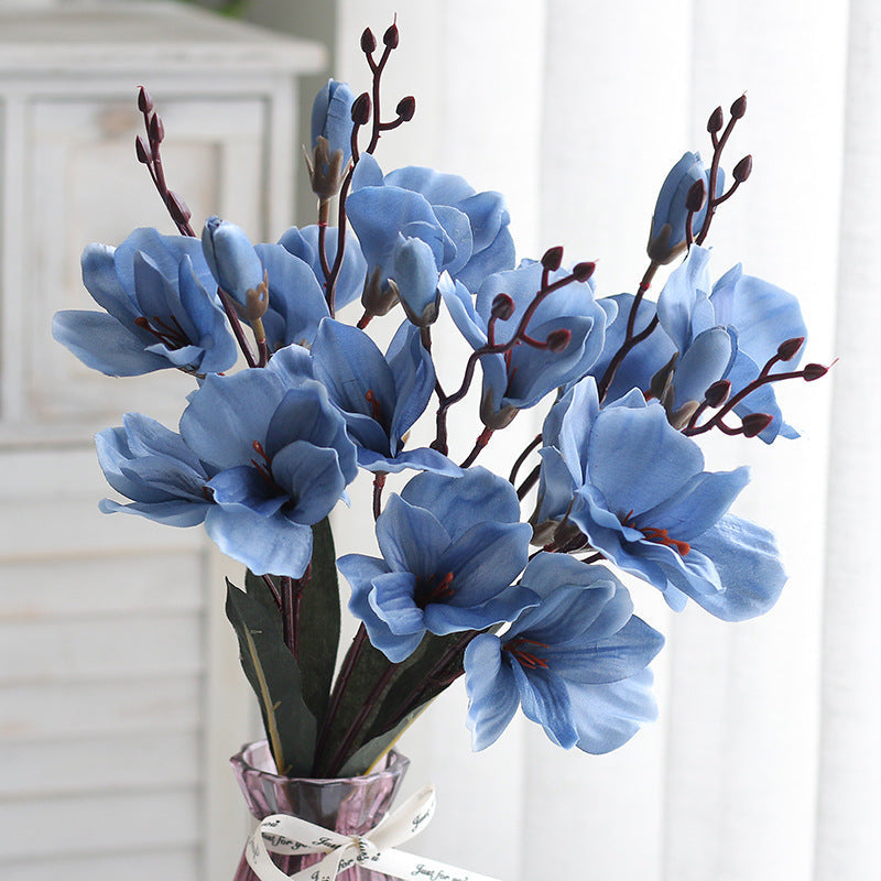 Artificial flowers for home decoration and wedding photography props