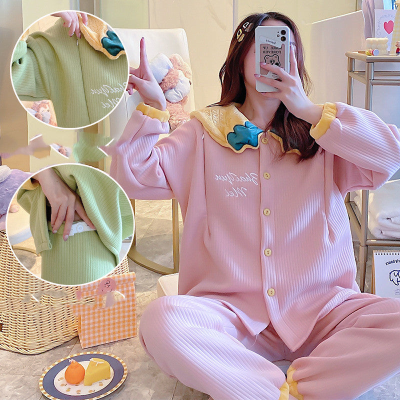 Maternity winter pajamas in soft air cotton with front zipper, designed as comfortable confinement clothing