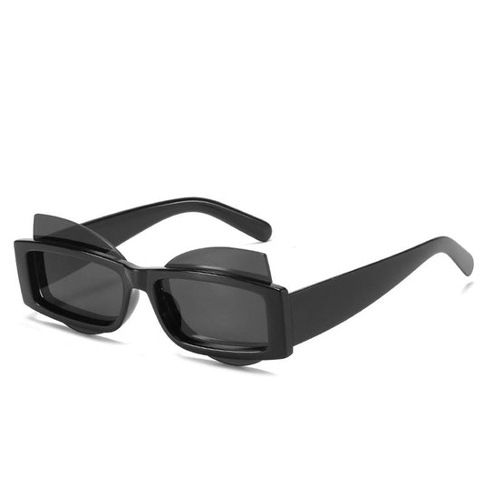 Fashion cat glasses with clear PC lenses and carved frame detailsાહેર