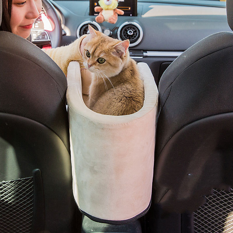 Four-seasons car pet mat and dog house for cats and dogs, featuring a cozy enclosed pet house design