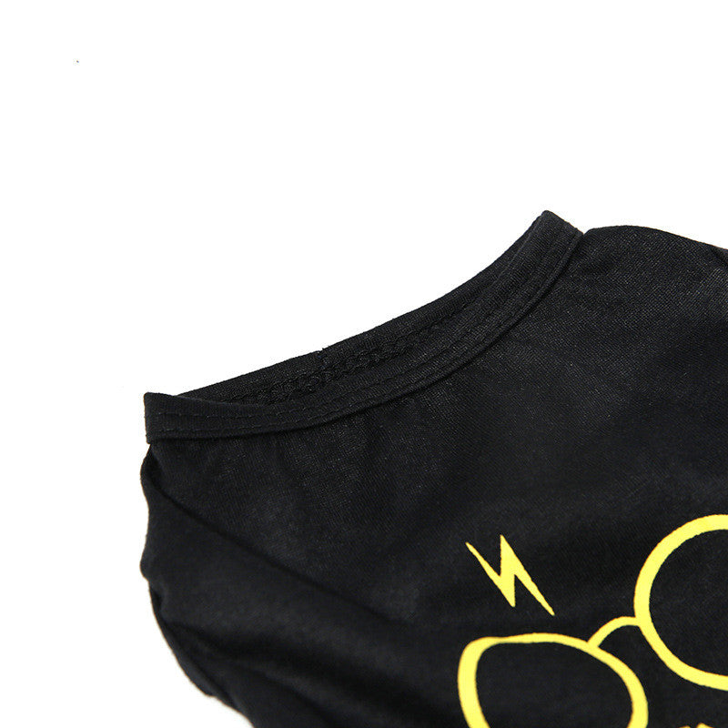 Black stain-resistant thin vest for cats with glasses, product image