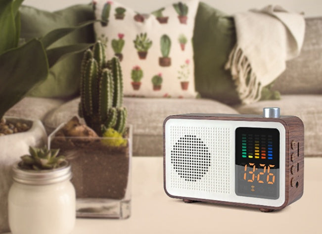 Retro Bluetooth radio speaker with classic radio design by My Store