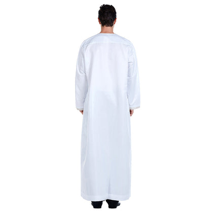 Summer Arab Middle Eastern men's robe in traditional flowing design