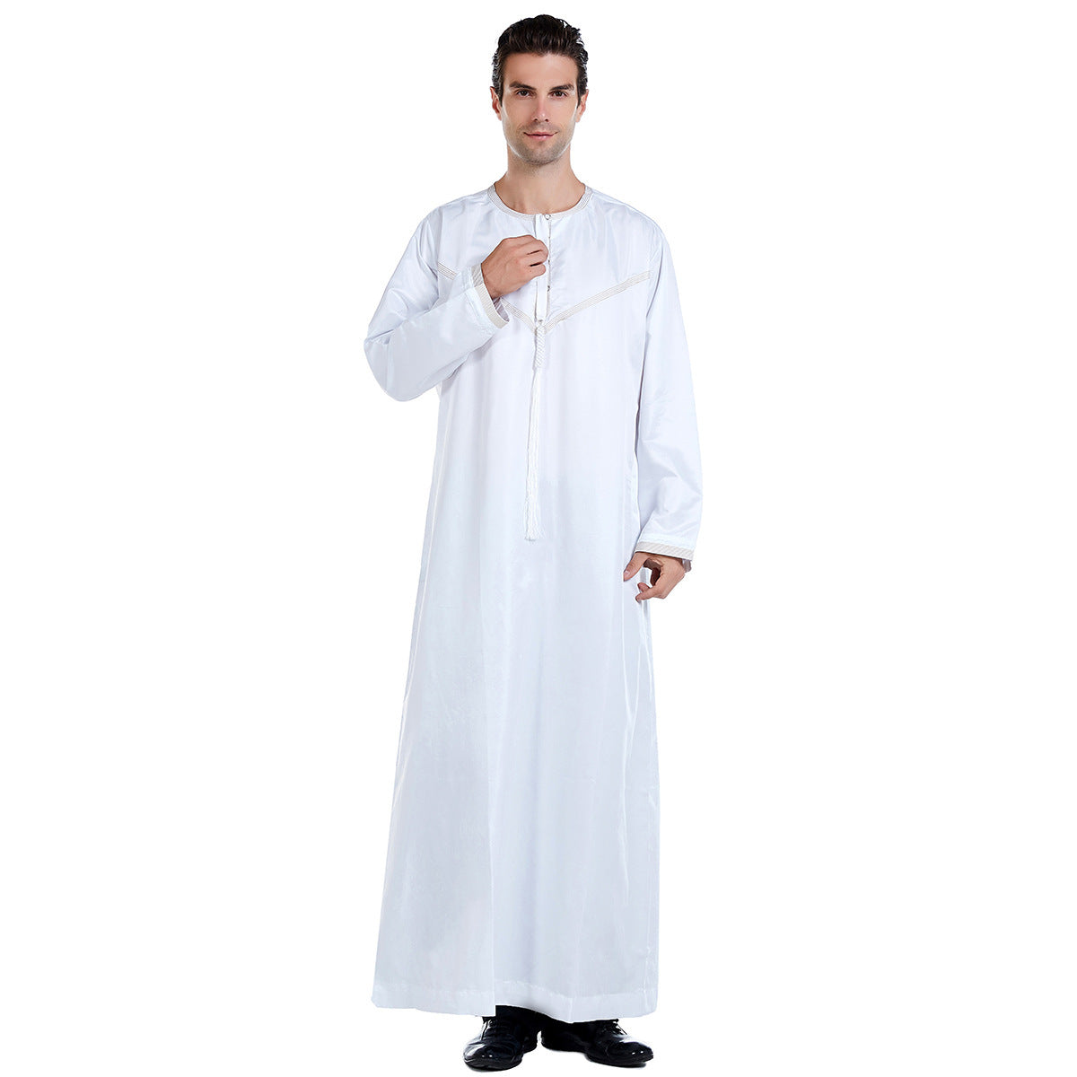 Summer Arab Middle Eastern men's robe in lightweight traditional style