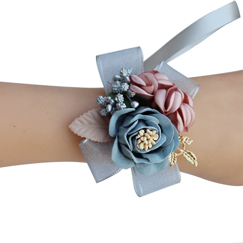 Korean wedding simulation corsage cloth for bride’s wrist in elegant floral design
