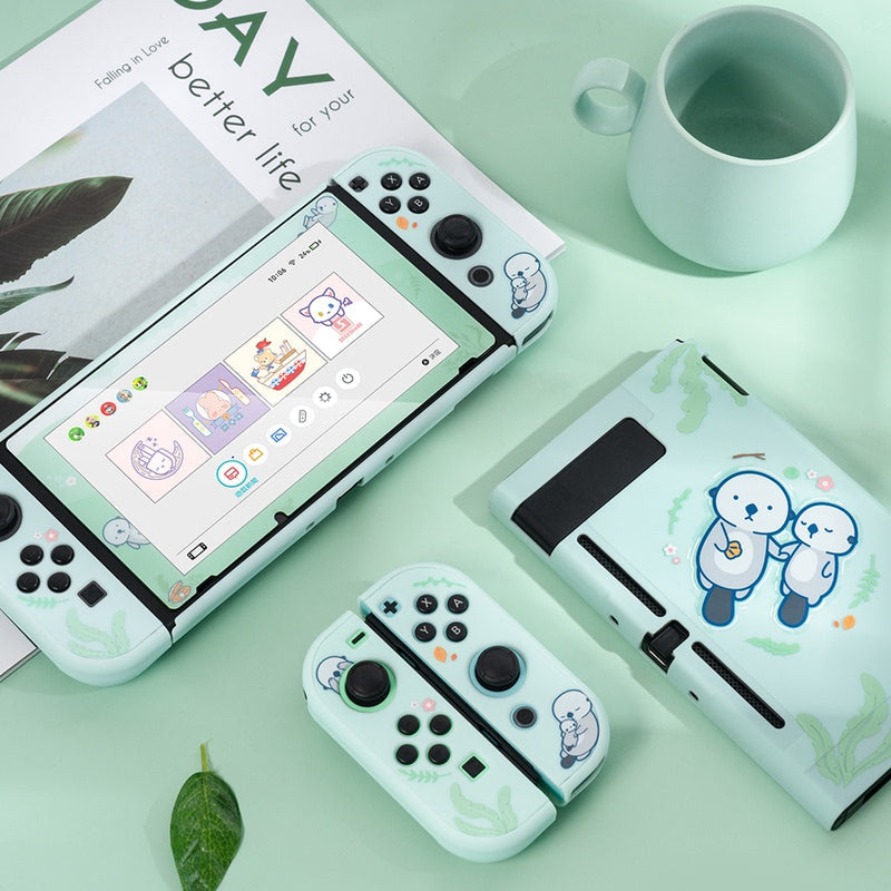 Sea otter protective PC hard shell case with back grip for Nintendo Switch Lite controller 񟿿