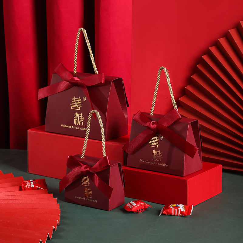 Portable Chinese style wedding candy gift box, elegant wedding favor packaging for sweets and treats