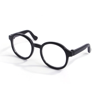 Transparent plastic cat glasses with round frames and playful cat-eye design