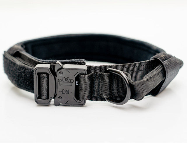 Nylon dog collar for large and medium-sized dogs, adjustable pet collar with durable design