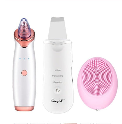Blackhead suction tool for liposuction-style pore cleansing, handheld electric skincare device