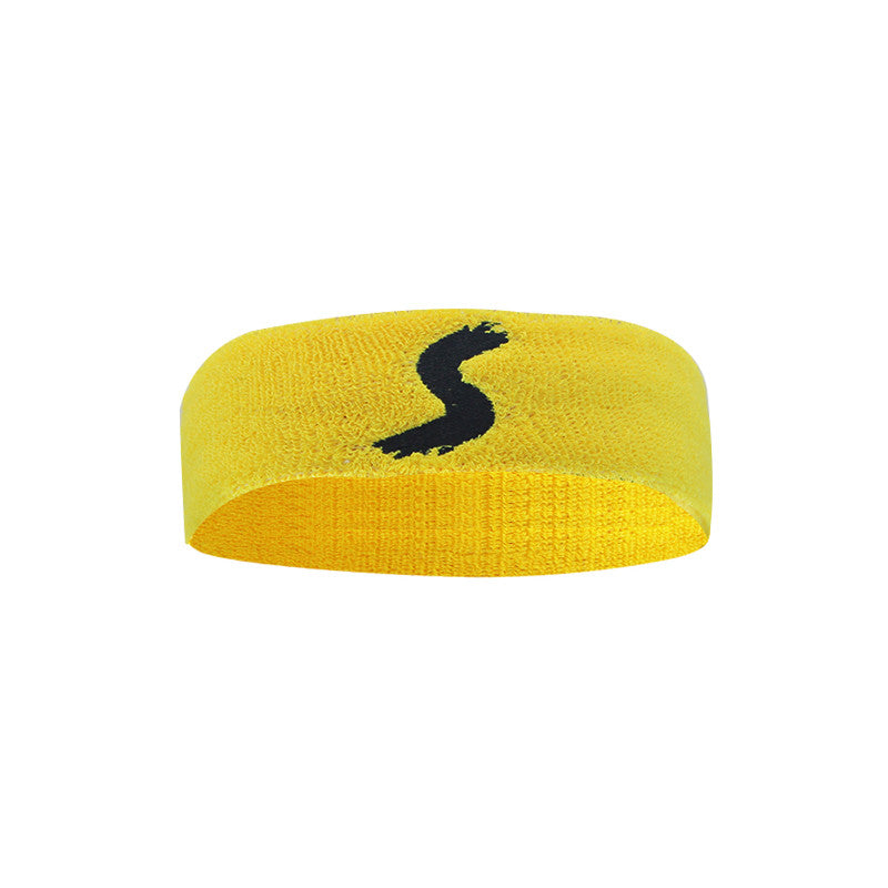 Black fitness headband for workouts, featuring a lightweight stretch design