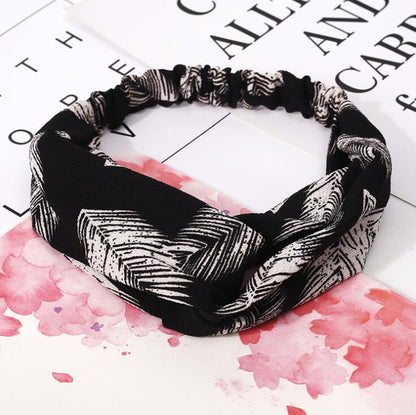 Women's retro style printed headband with colorful pattern for hair accessory styling