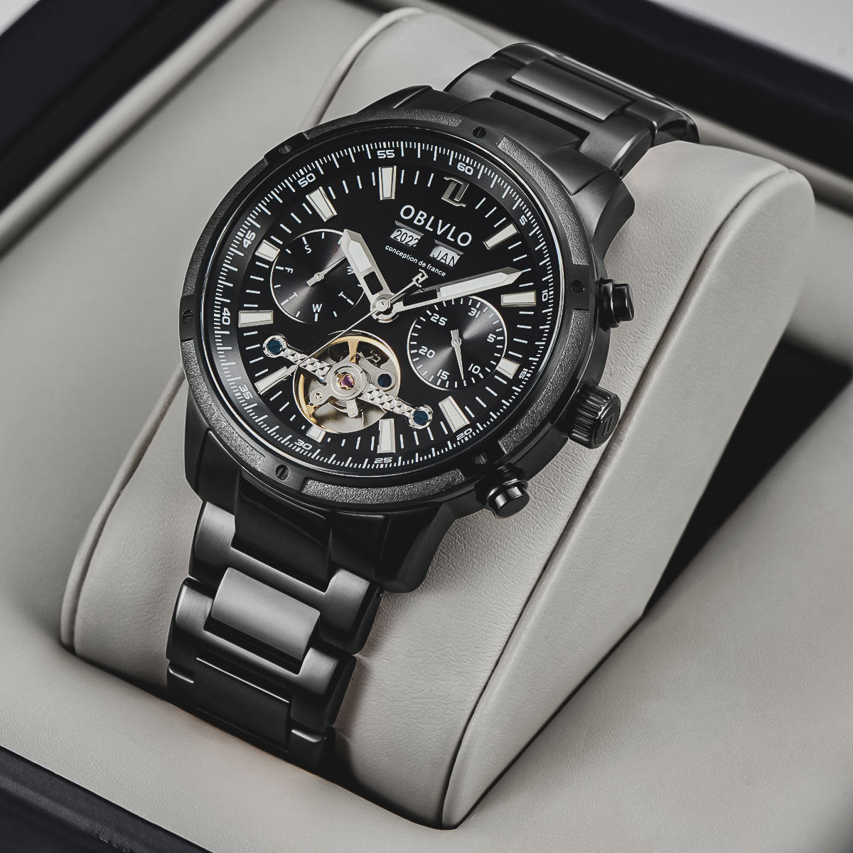 Men's multi-functional hollowed fashion watch with an intricate openwork dial and stylish design