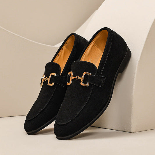 Men's casual leather shoes with metal buckles in a classic design