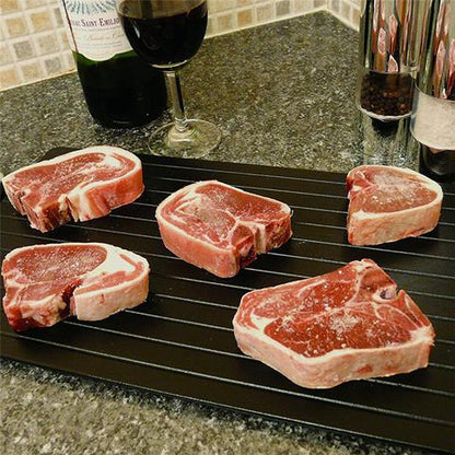 Fast defrosting aluminum thaw tray for quick kitchen food thawing