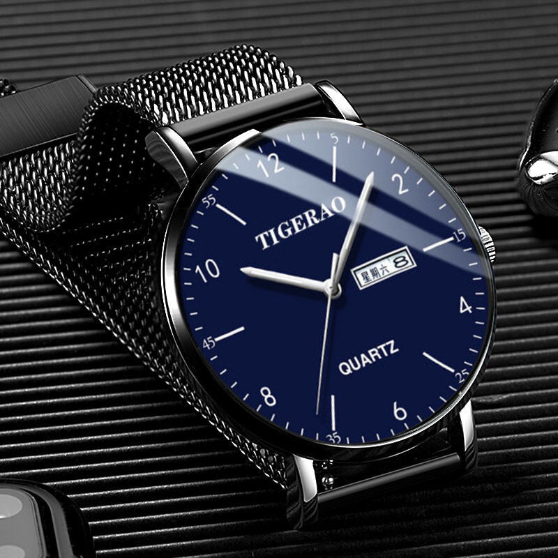 Water-resistant luminous fully automatic movement watch with a classic dial and adjustable wristband
