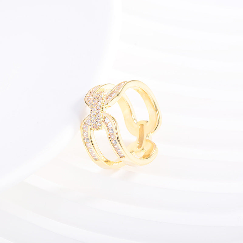Round copper scarf ring, versatile accessory with a simple circular design