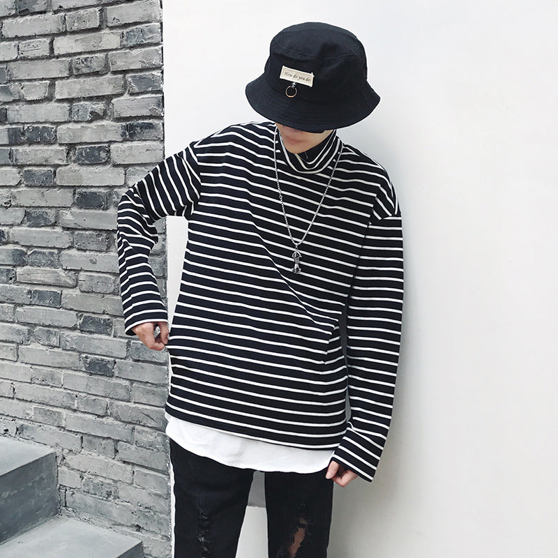 Autumn winter turtleneck bottoming shirt by My Store, close-up view of the warm long-sleeve design