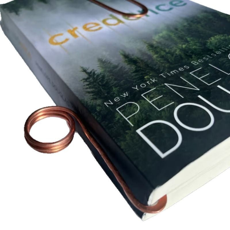 Creative books ornament bookmark, decorative reading accessory in a book-themed design