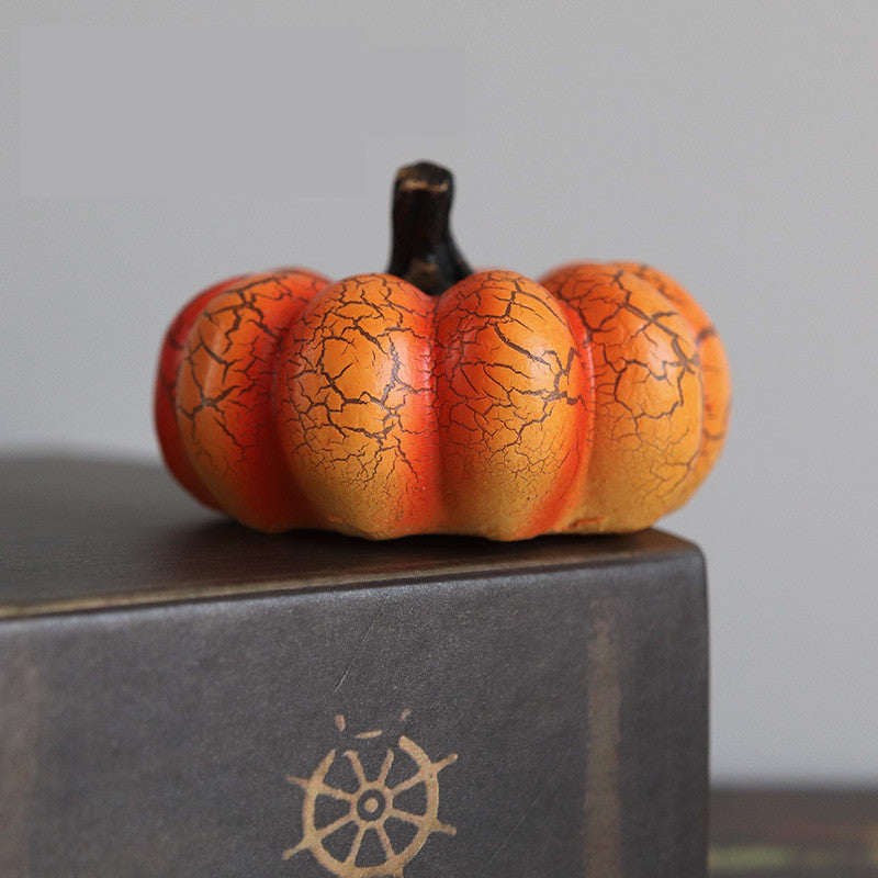 Halloween pumpkin lantern simulation LED candle lamp, luminous resin pumpkin decoration