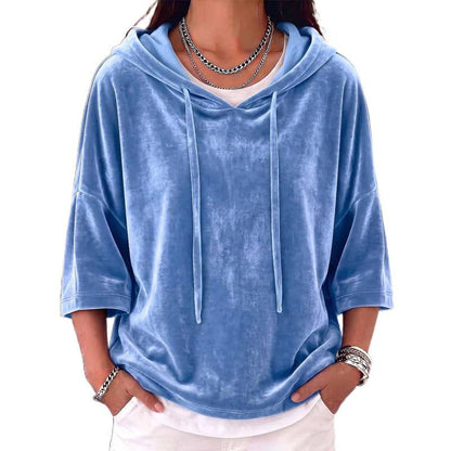Solid-color drawstring three-quarter-sleeve velvet hoodie in a soft, casual design