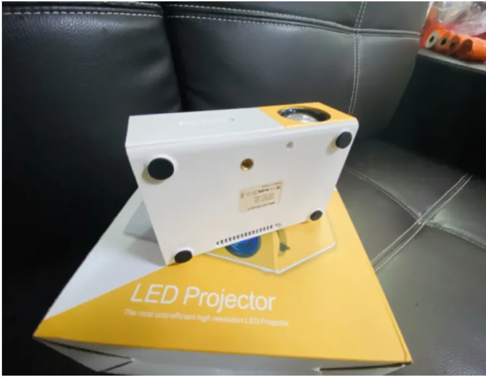 CinemaLite Home Projector