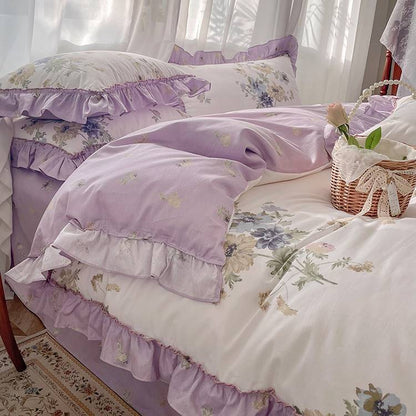 Broken Spring and Autumn Girl bedding sheet and quilt cover set of three, floral design