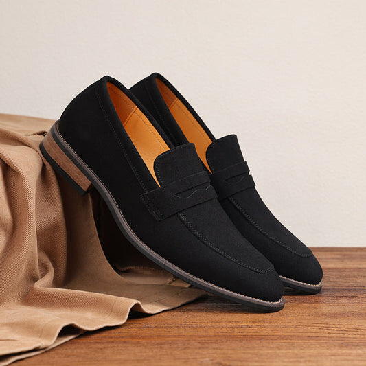 Trendy men's leather shoes in a classic design