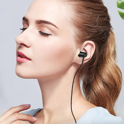 D21 Wired In-Ear Headset for Mobile and PC Gaming