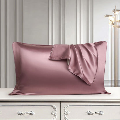 Pure silk pillowcase in natural silk fabric, smooth white bedding accessory